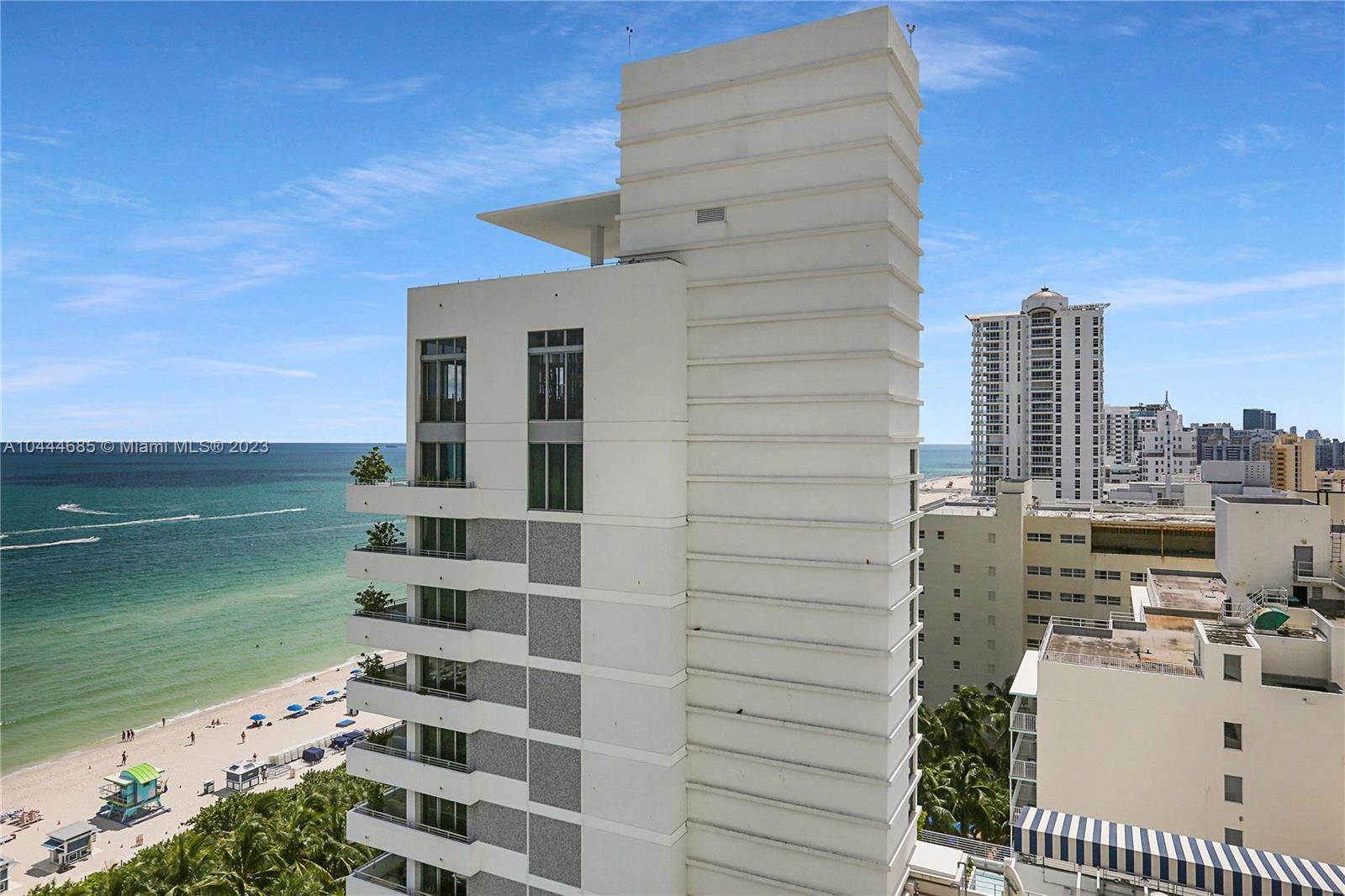 公寓 為 出售 在 Millionaires Row, Miami Beach, FL 33140