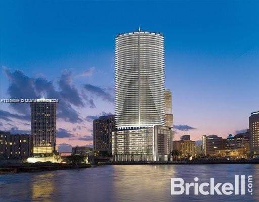Condominium pour l Vente à Downtown Miami, Miami, FL 33131