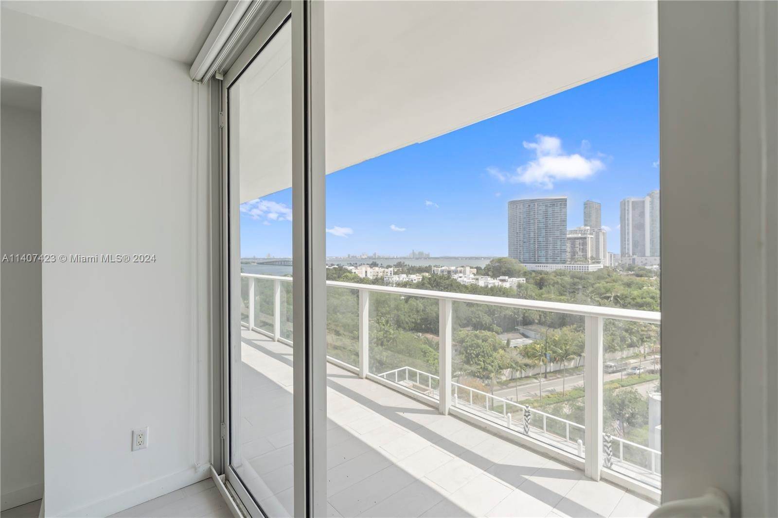 Eigentumswohnung für Verkauf beim Miami, FL 33137