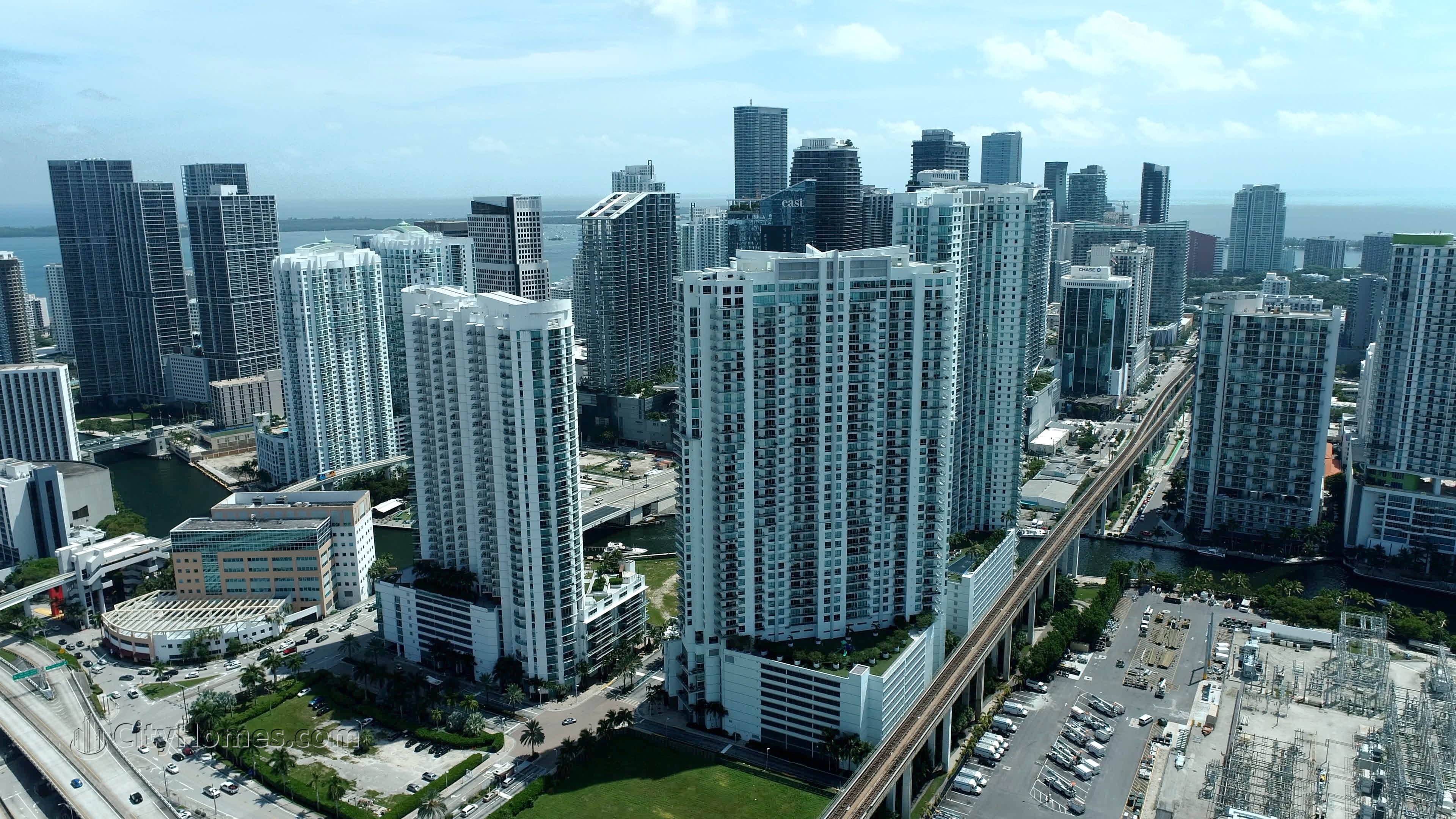 The Ivy gebouw op 90 SW 3rd St, Downtown Miami, Miami, FL 33130