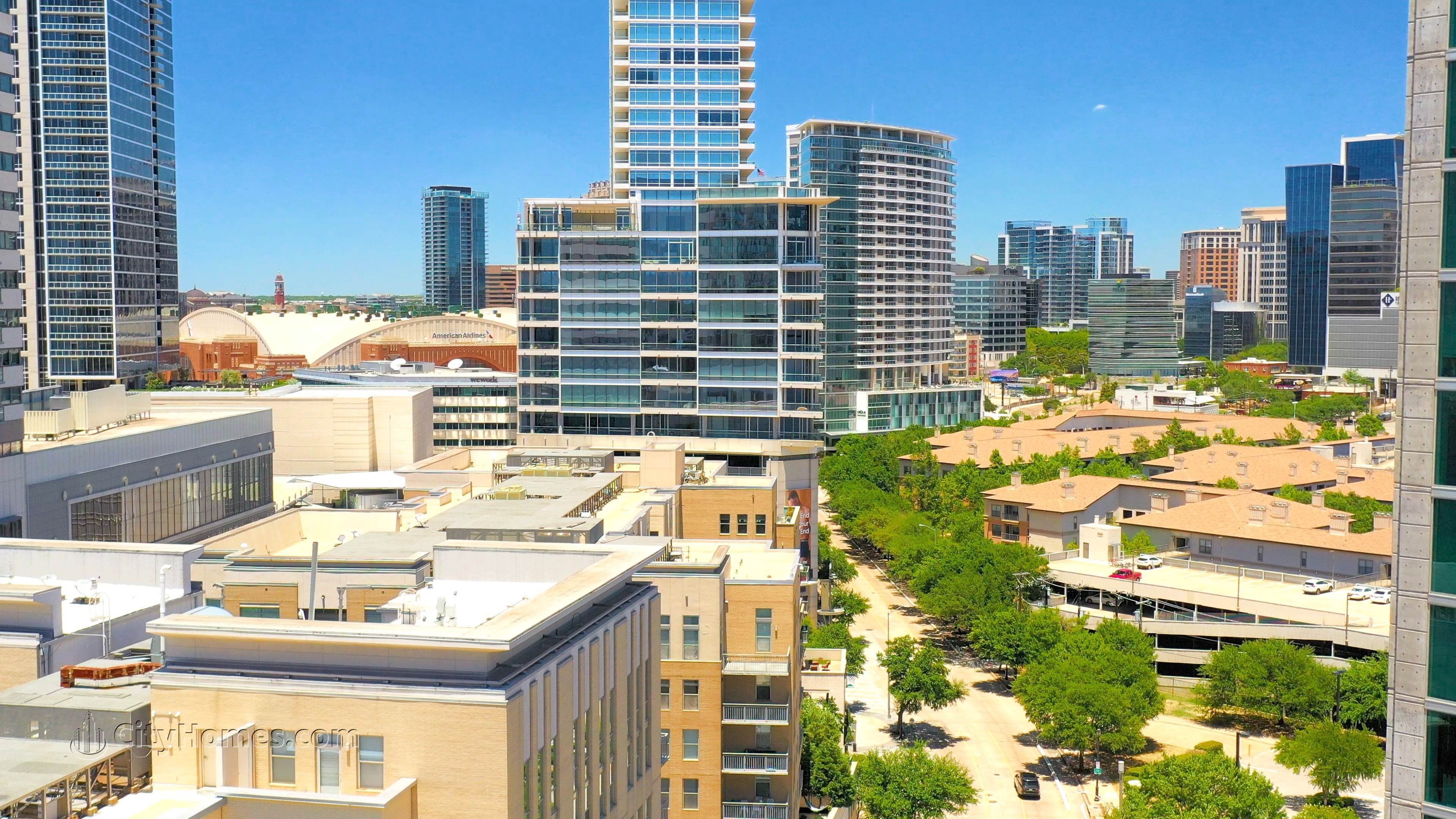 W Residences Dallas gebouw op 2408 And 2430 Victory Park Ln, Victory Park, Dallas, TX 75219