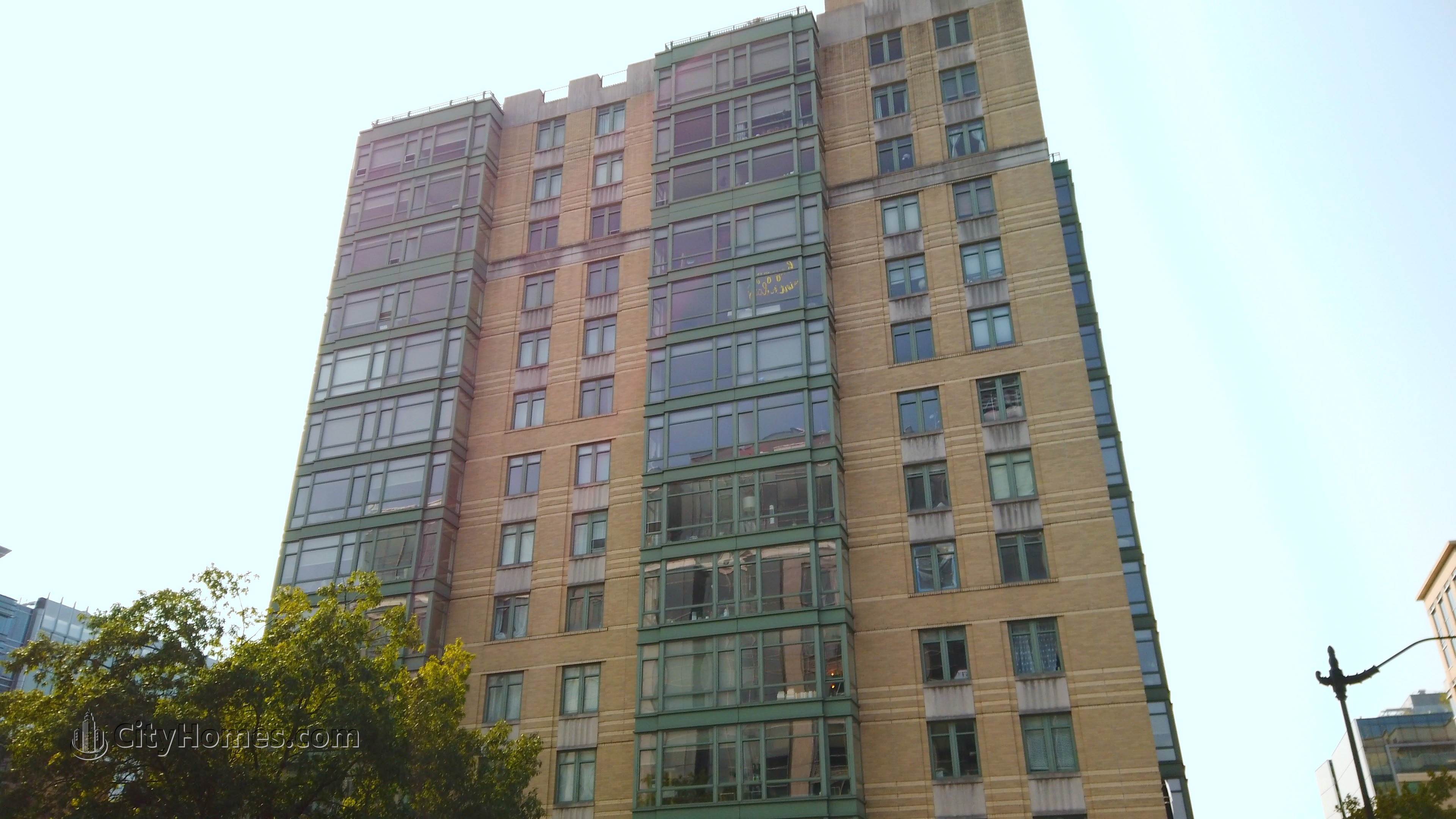 7. 1150 K Street здание в 1150 K St NW, Downtown Penn Quarter, Washington, DC 20005