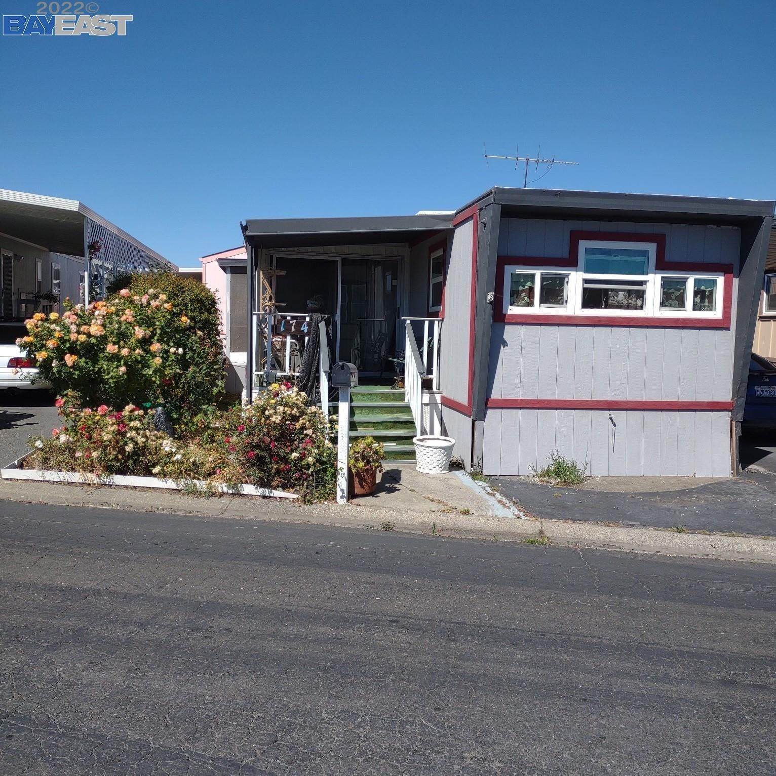 2. Mobile Home at Hayward, CA 94545