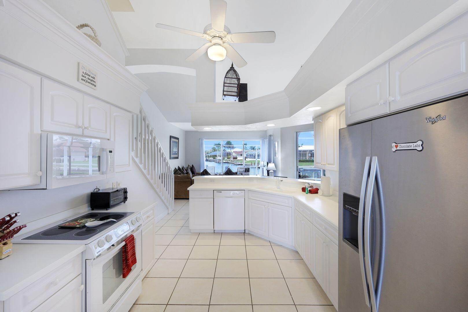 8. Single Family for Sale at Marco Island, FL 34145