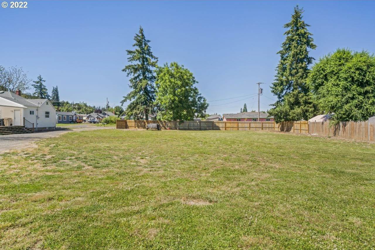 29. Single Family for Sale at Monroe, OR 97456