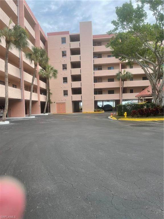6. Condominium at Marco Island, FL 34145