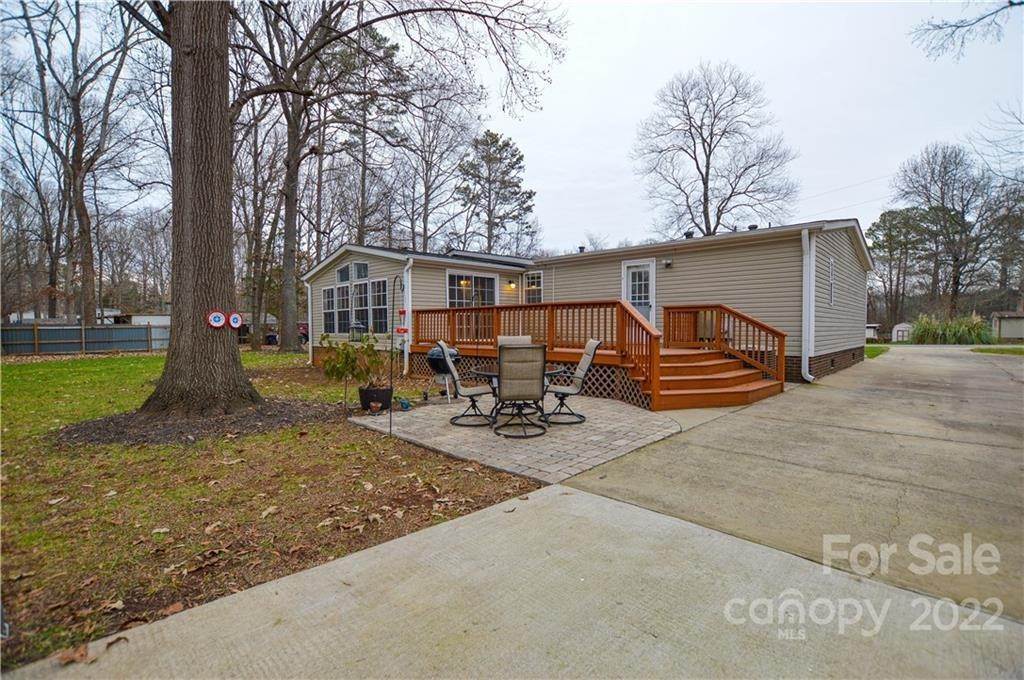 40. Single Family for Sale at Huntersville, NC 28078