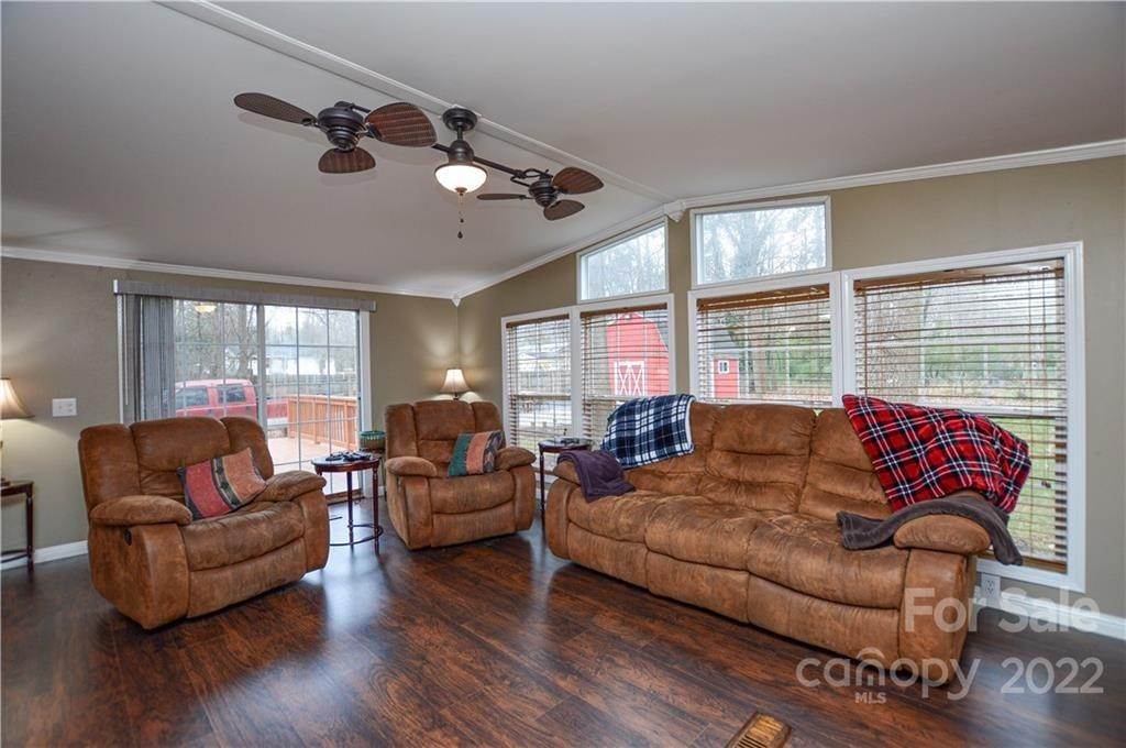 26. Single Family for Sale at Huntersville, NC 28078