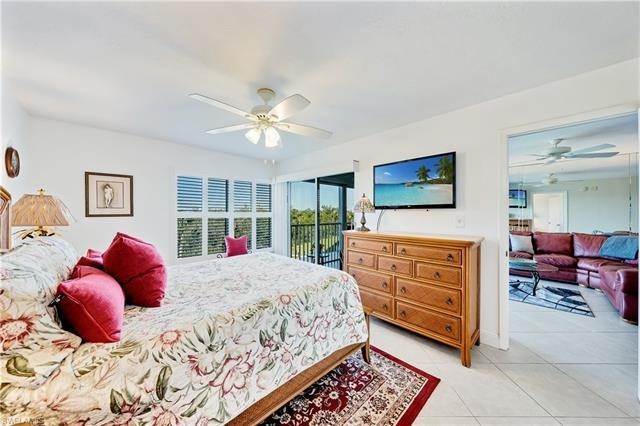 10. Condominium for Sale at Marco Island, FL 34145