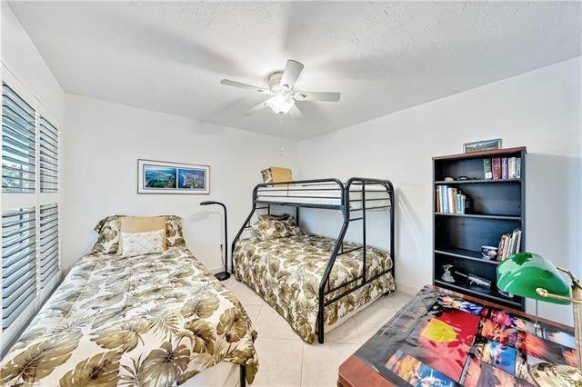 21. Condominium for Sale at Marco Island, FL 34145
