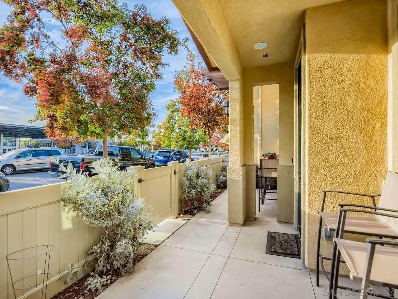 5. Townhouse for Sale at Chula Vista, CA 91913
