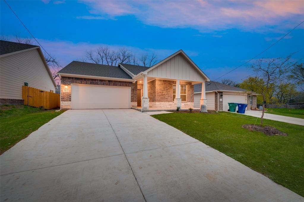 4. Single Family for Sale at Greenville, TX 75401