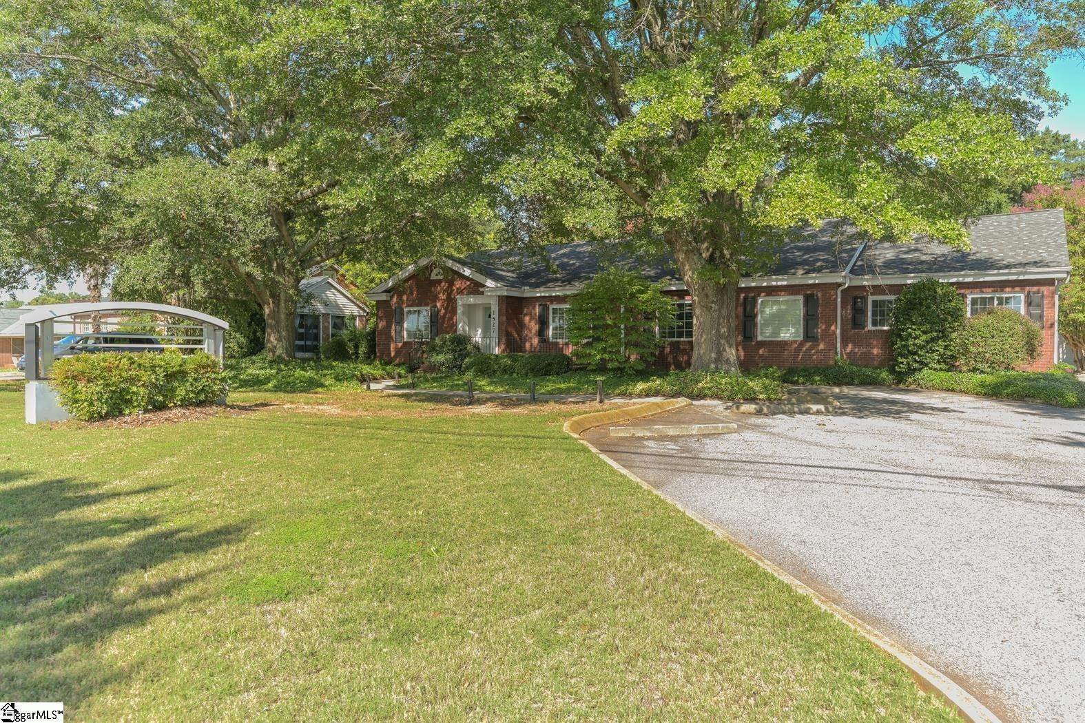 1. Single Family for Sale at Greenville, SC 29609