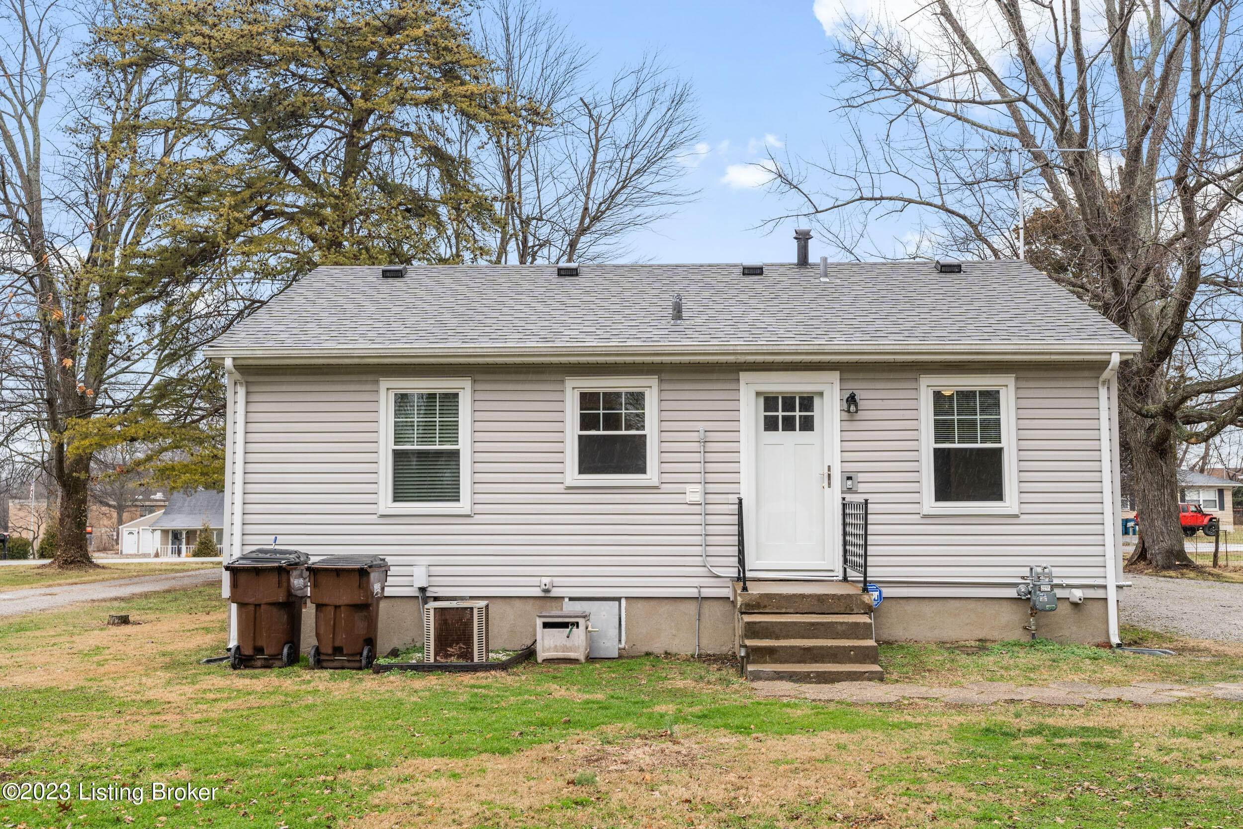 29. Single Family at Louisville, KY 40291