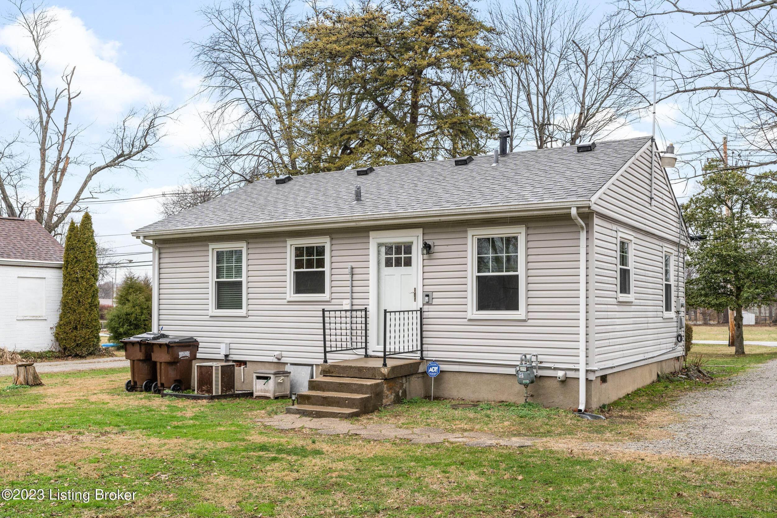 28. Single Family at Louisville, KY 40291