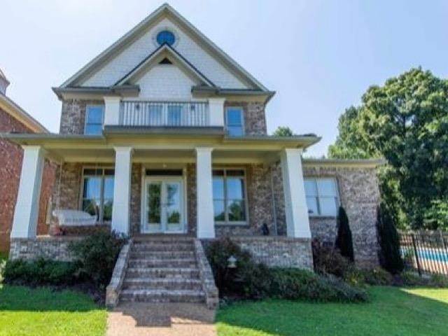 1. Single Family for Sale at Clifton, TN 38425