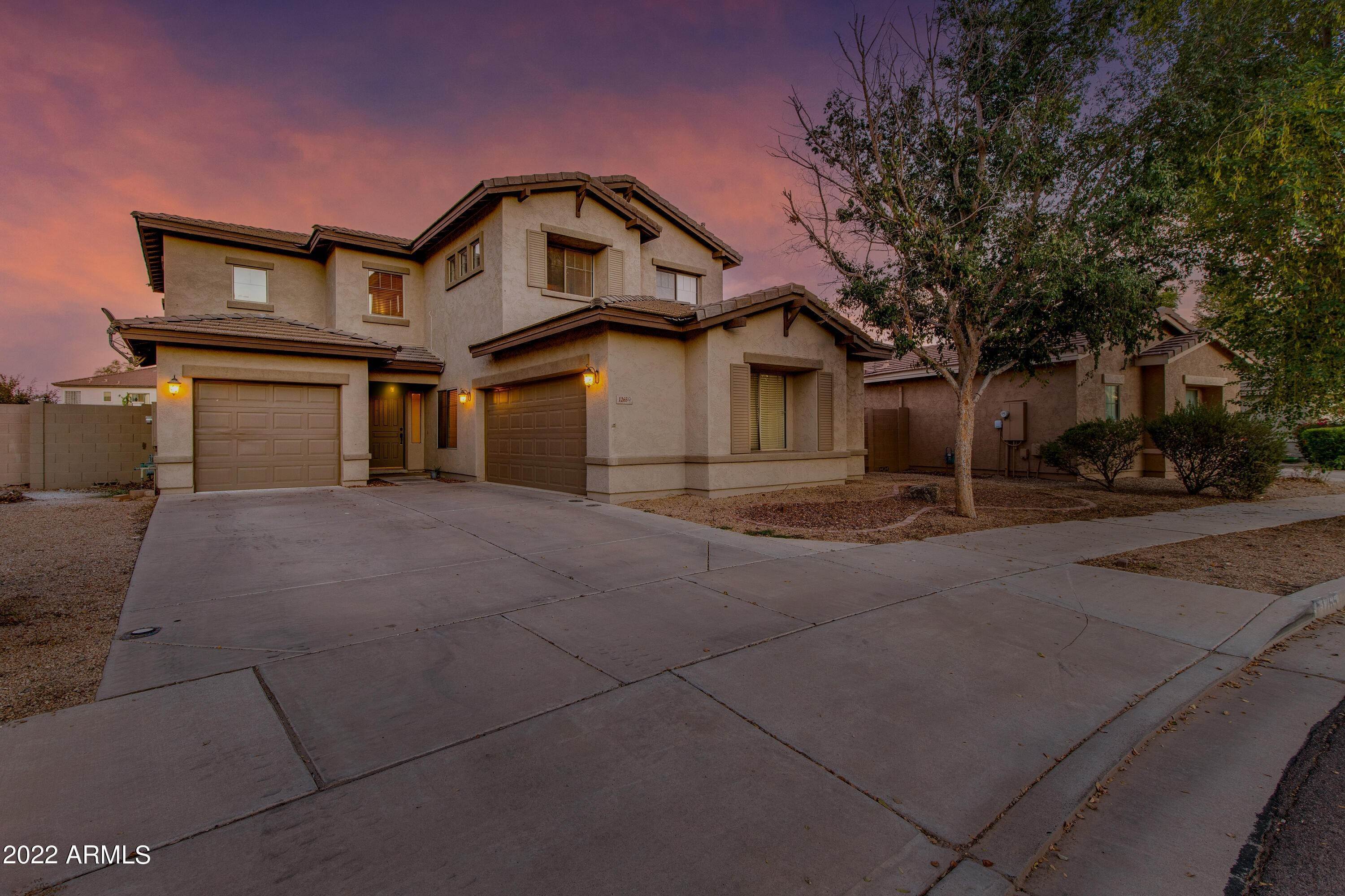 47. Single Family for Sale at Goodyear, AZ 85338