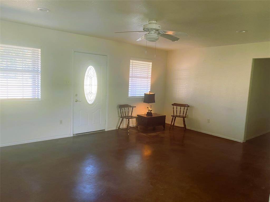 6. Single Family for Sale at Greenville, TX 75401