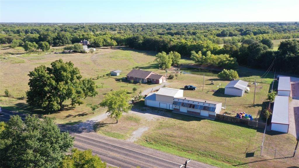34. Single Family for Sale at Greenville, TX 75401