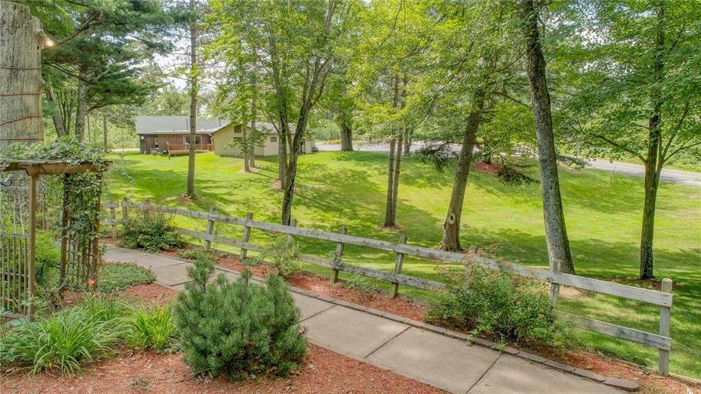 8. Single Family for Sale at Hayward, WI 54843