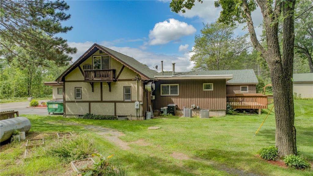 39. Single Family for Sale at Hayward, WI 54843