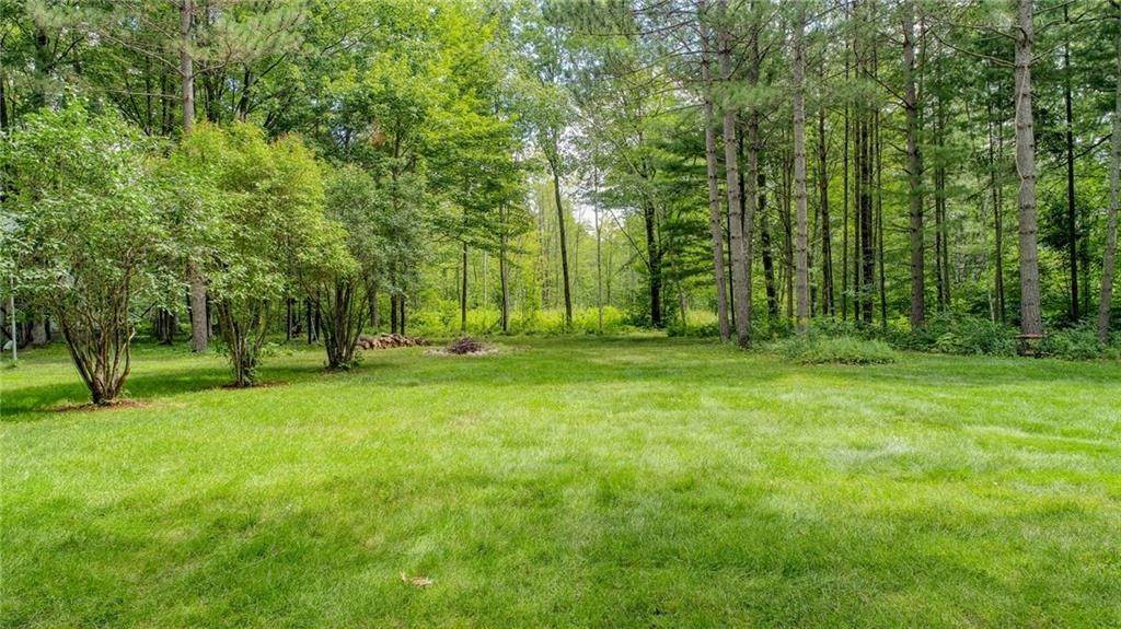 38. Single Family for Sale at Hayward, WI 54843