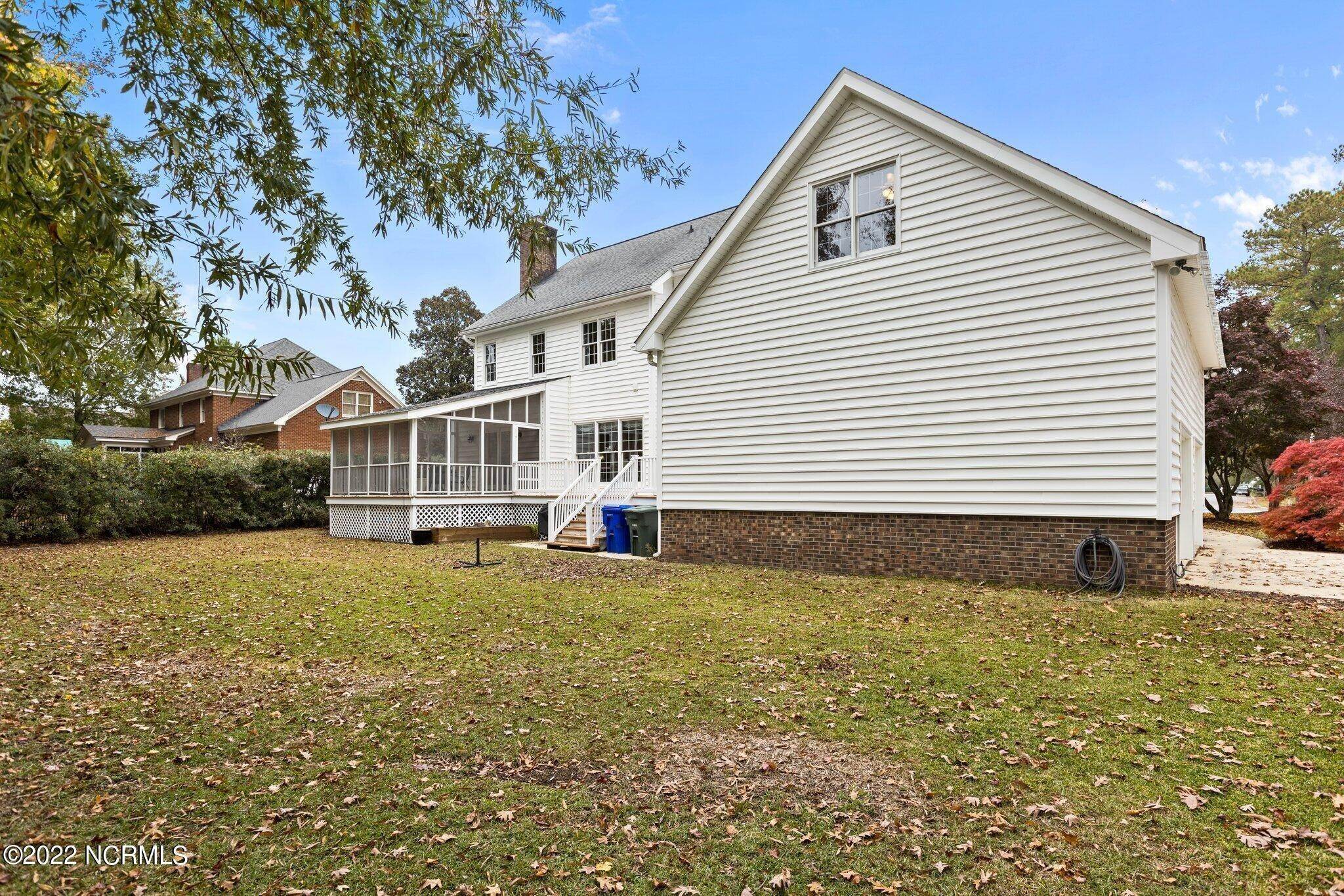 22. Single Family for Sale at Greenville, NC 27858