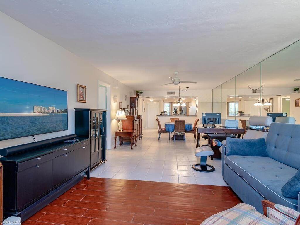 11. Condominium for Sale at Marco Island, FL 34145
