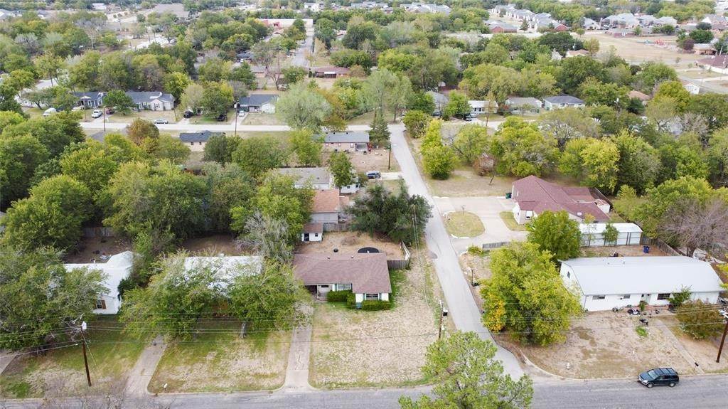 12. Single Family for Sale at Greenville, TX 75402