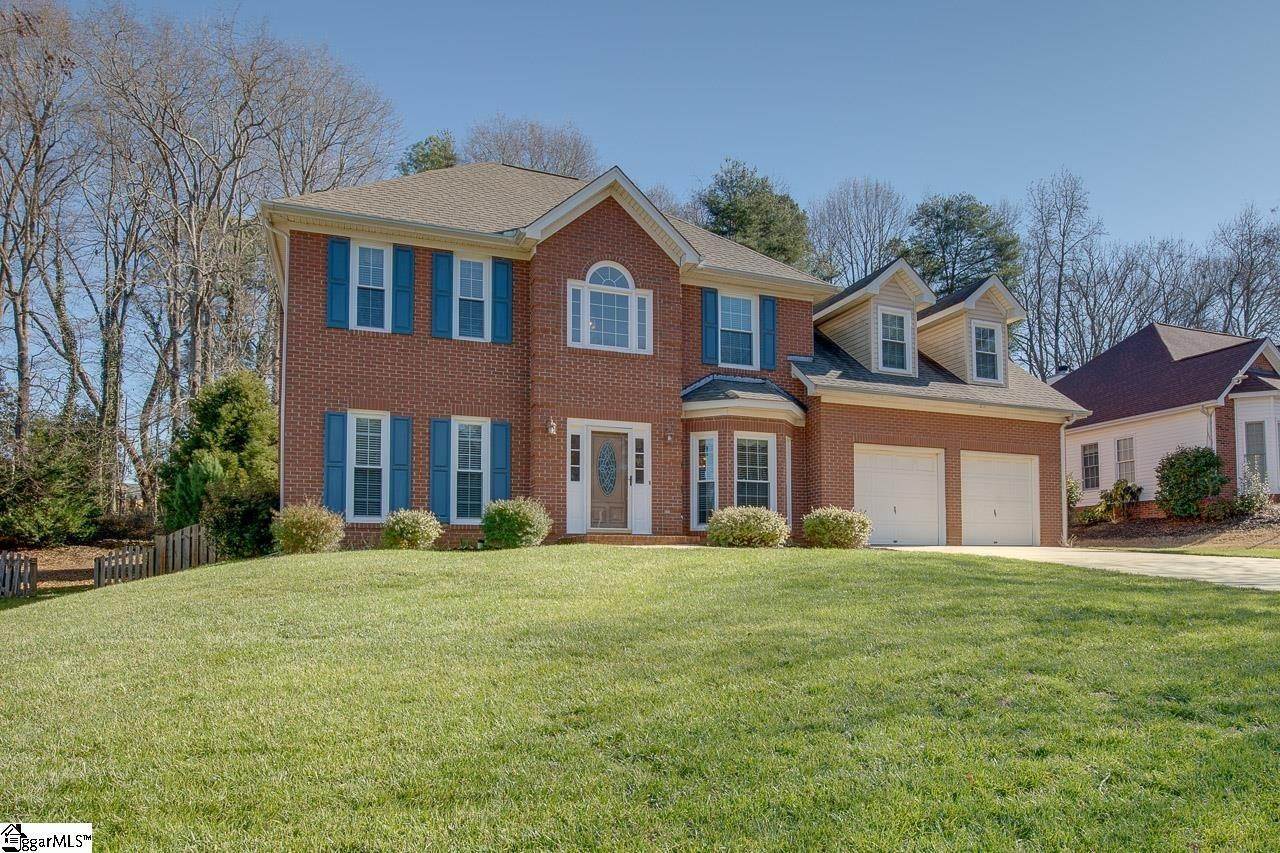 Single Family for Sale at Greenville, SC 29615