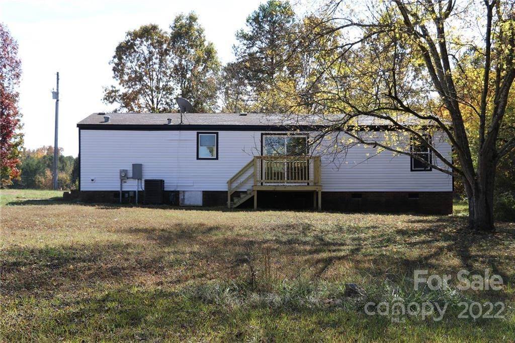 5. Single Family for Sale at Monroe, NC 28110