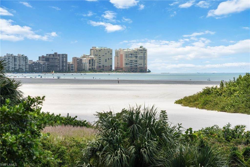 15. Condominium for Sale at Marco Island, FL 34145