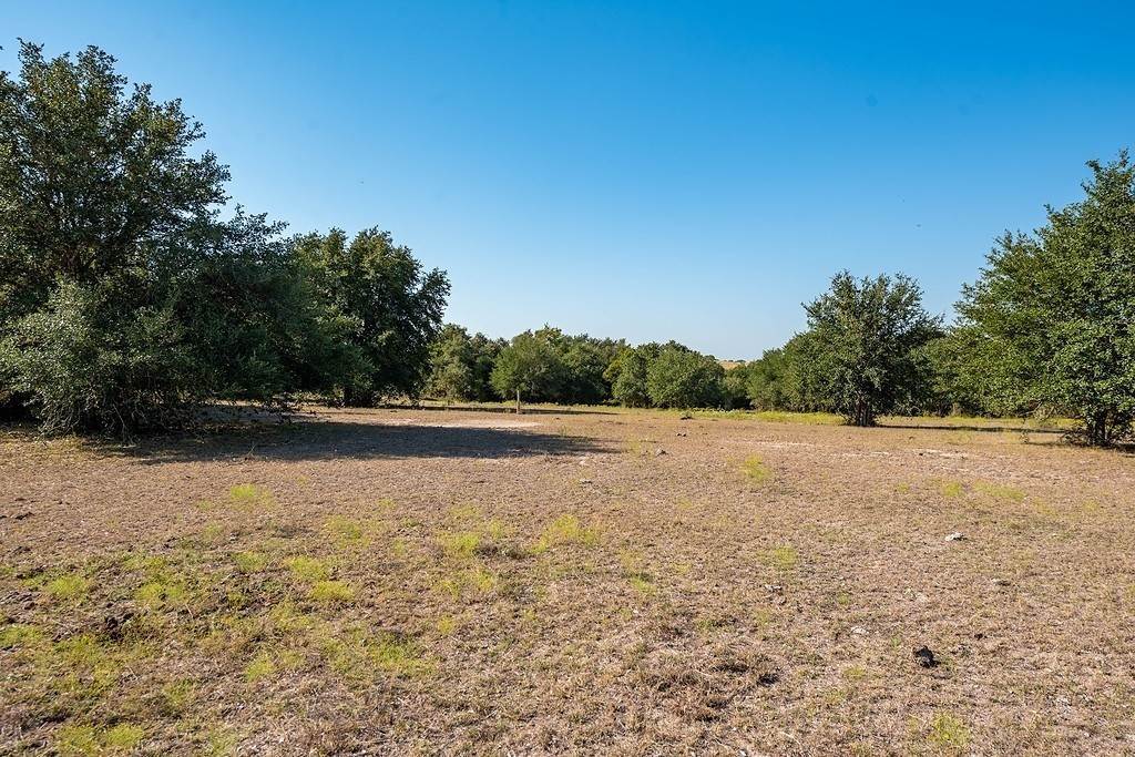 19. Farm / Agriculture for Sale at Fayetteville, TX 78940