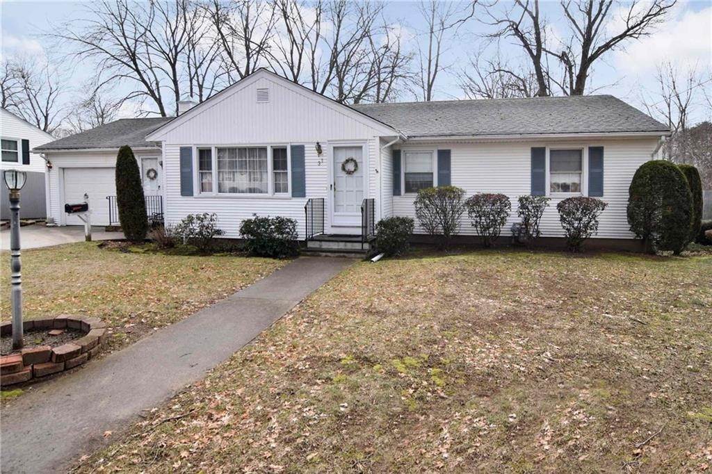 Single Family for Sale at North Providence, RI 02904