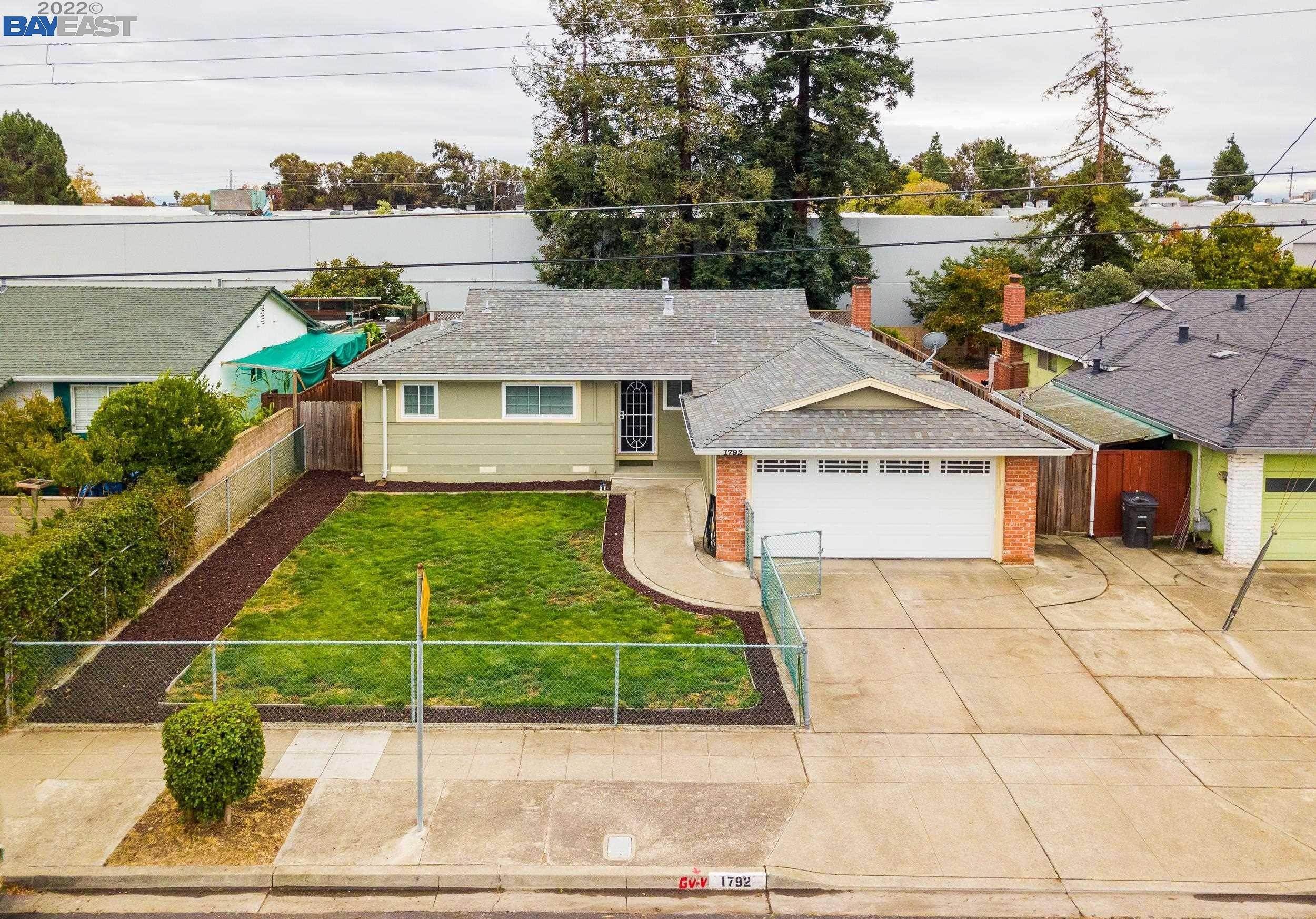 29. Single Family for Sale at Hayward, CA 94545