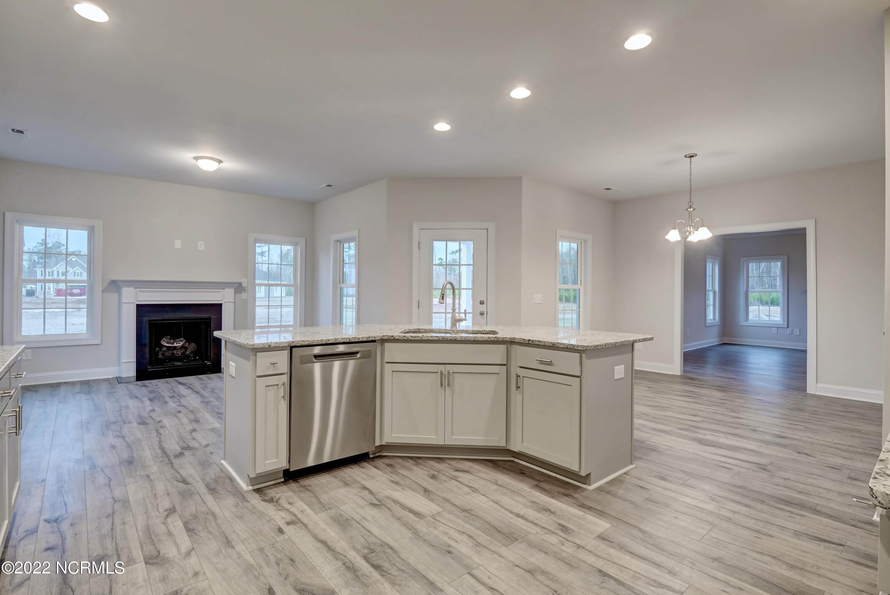 10. Single Family for Sale at Rocky Point, NC 28457