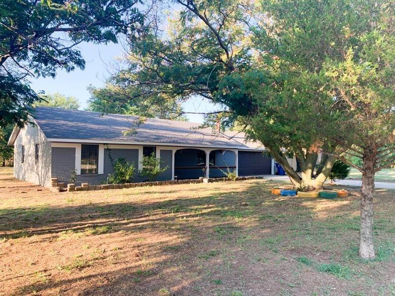 2. Single Family for Sale at Ringwood, OK 73768