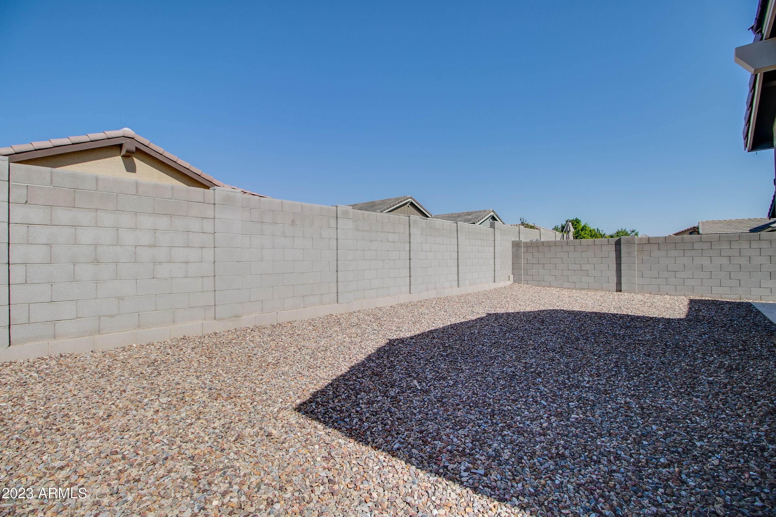 34. Single Family for Sale at Goodyear, AZ 85338