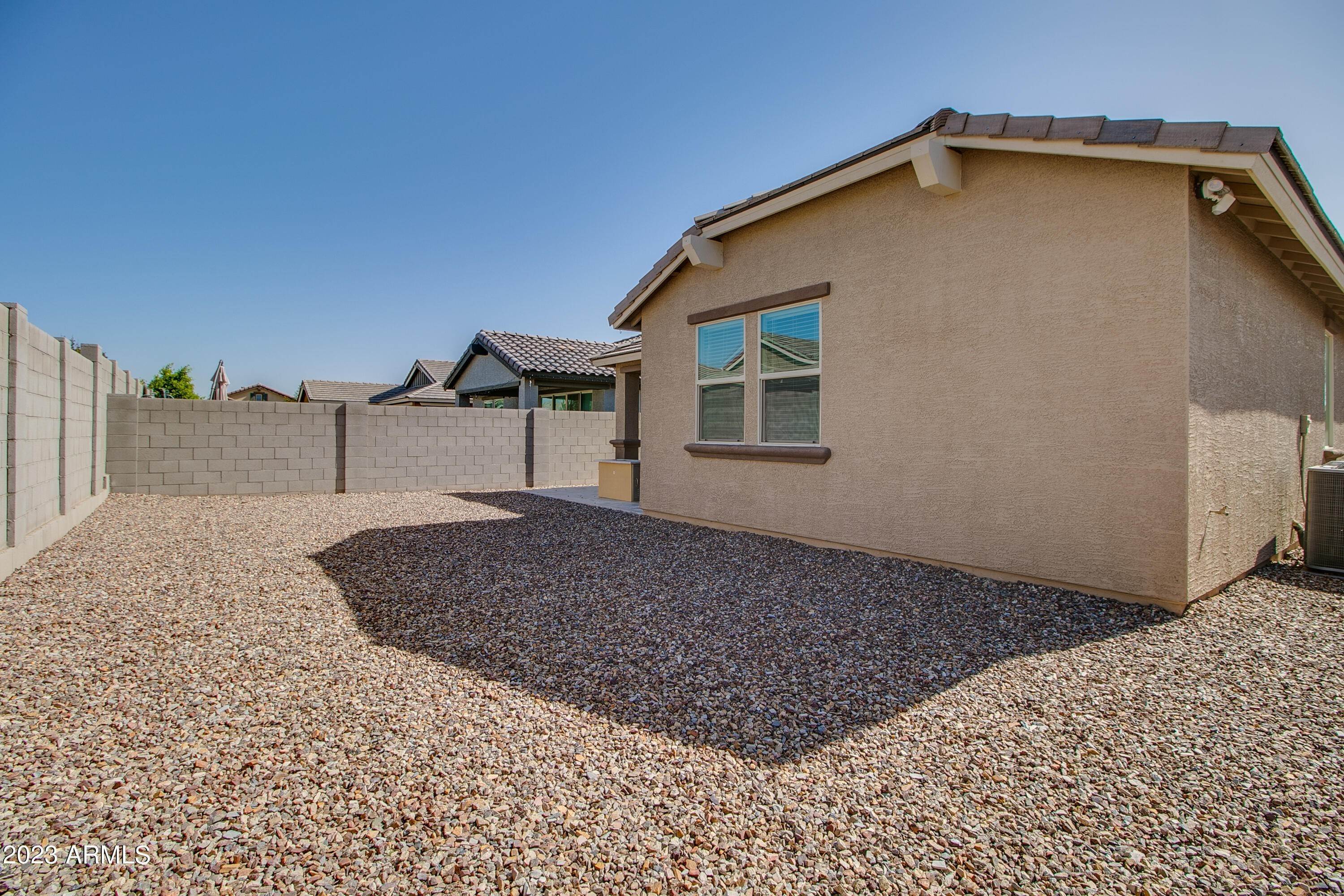 33. Single Family for Sale at Goodyear, AZ 85338