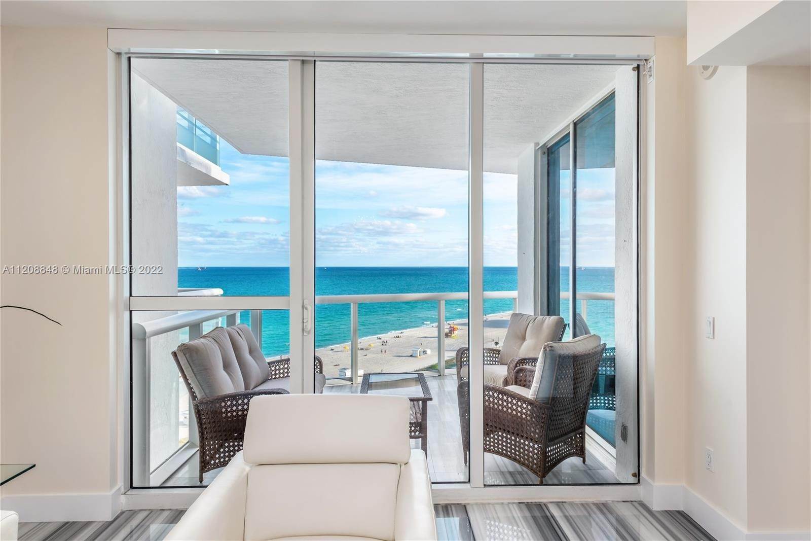 公寓 为 销售 在 Mid Beach, 迈阿密海滩, FL 33140