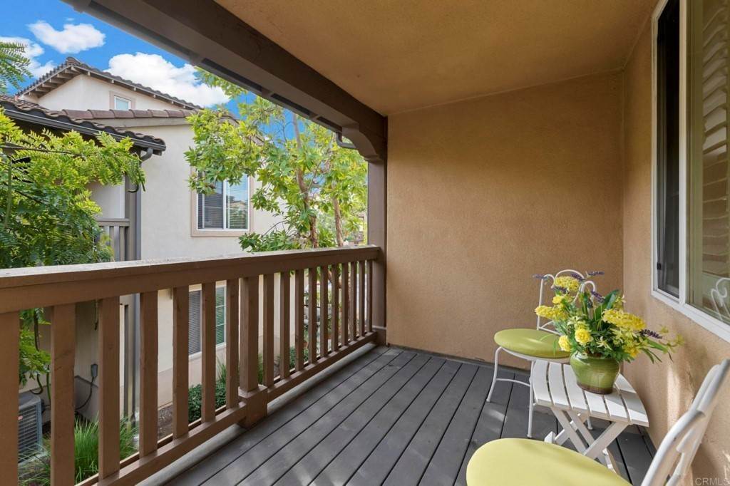 25. Condominium for Sale at Chula Vista, CA 91914