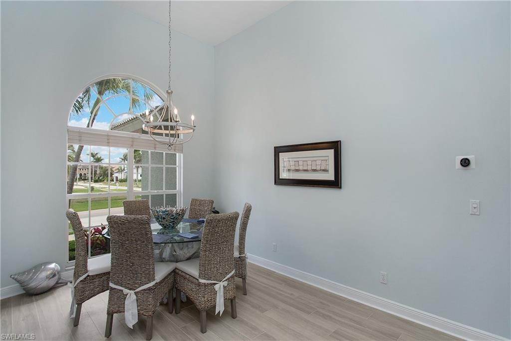 9. Single Family for Sale at Marco Island, FL 34145