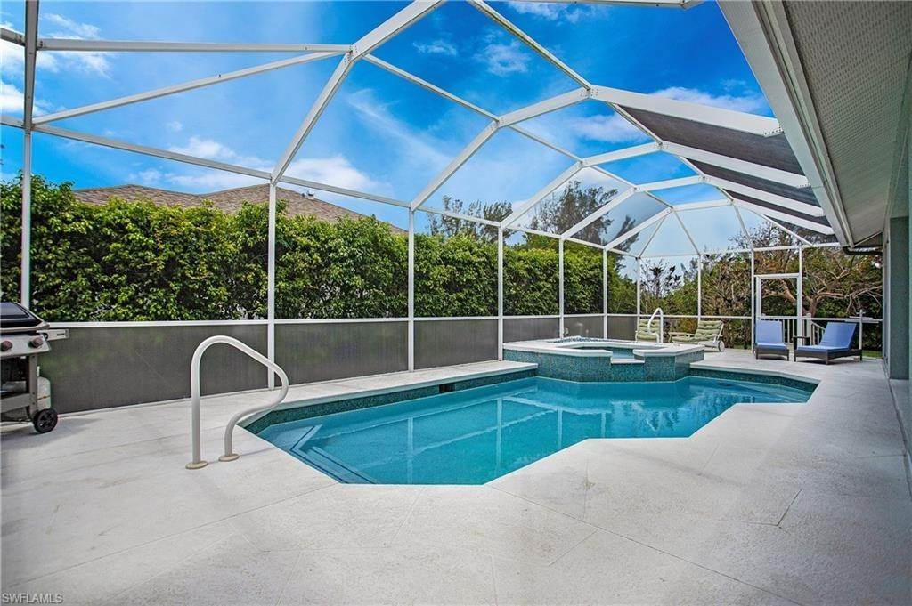 31. Single Family for Sale at Marco Island, FL 34145
