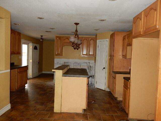 3. Single Family for Sale at Hayti, MO 63851