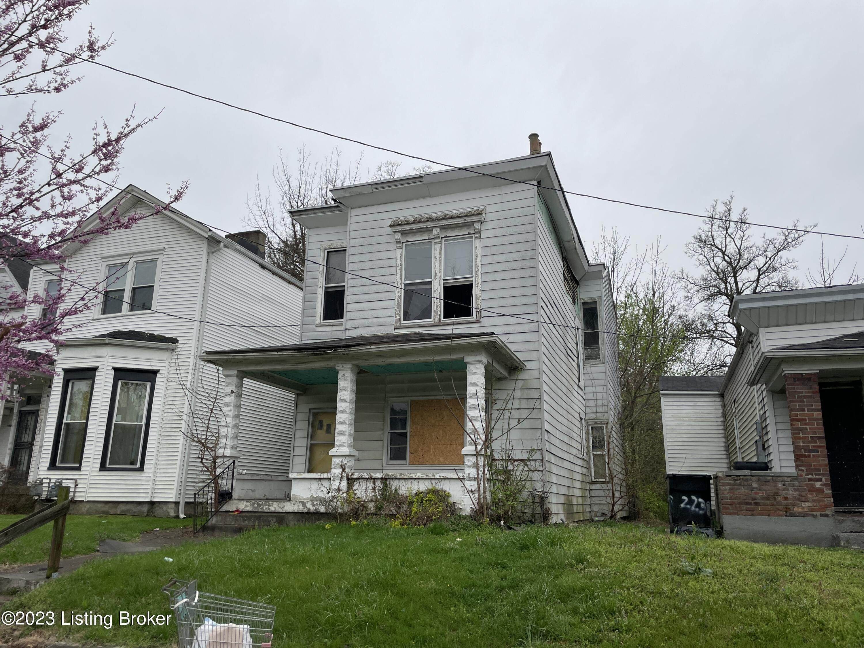 Single Family at Louisville, KY 40212