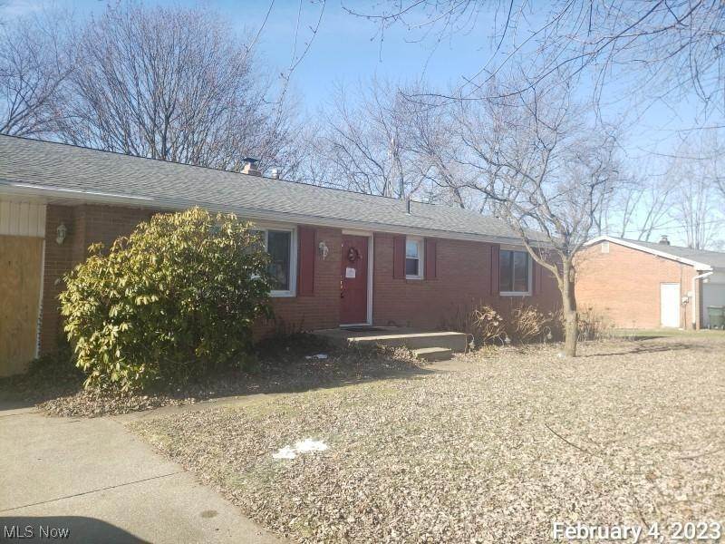 1. Single Family at Louisville, OH 44641