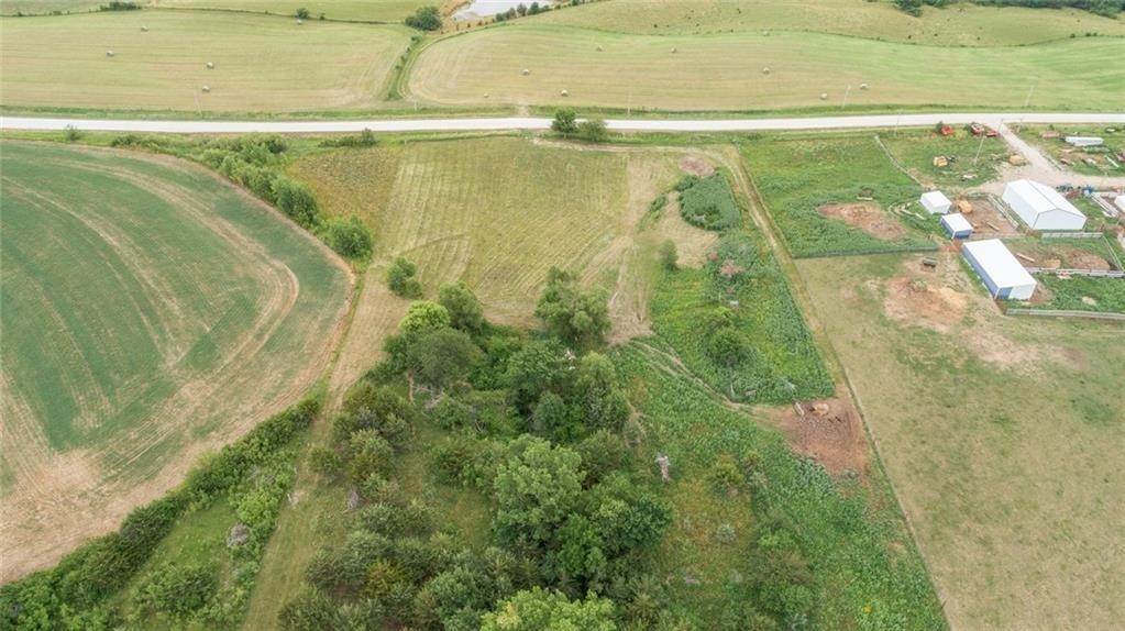 10. Land for Sale at Monroe, IA 50170