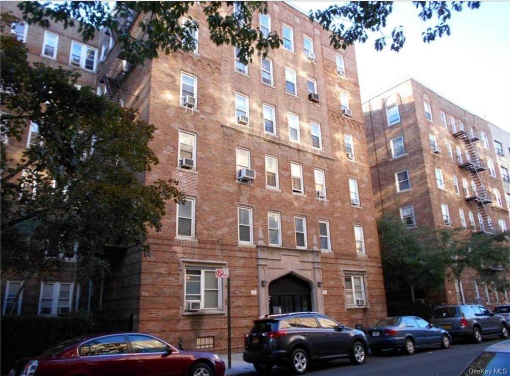 Single Family for Sale at Bronxdale, Bronx, NY 10462