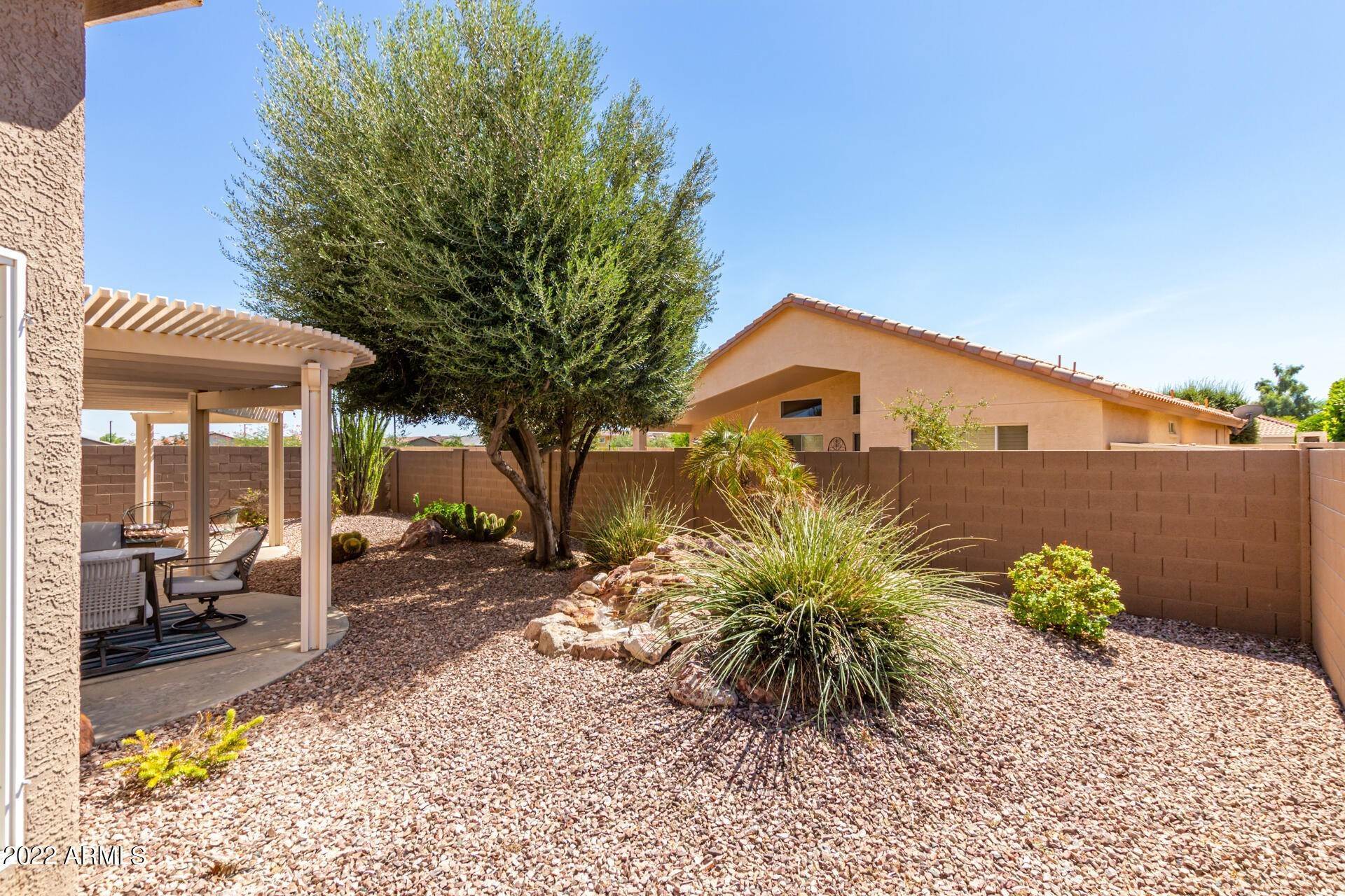 27. Single Family for Sale at Goodyear, AZ 85395