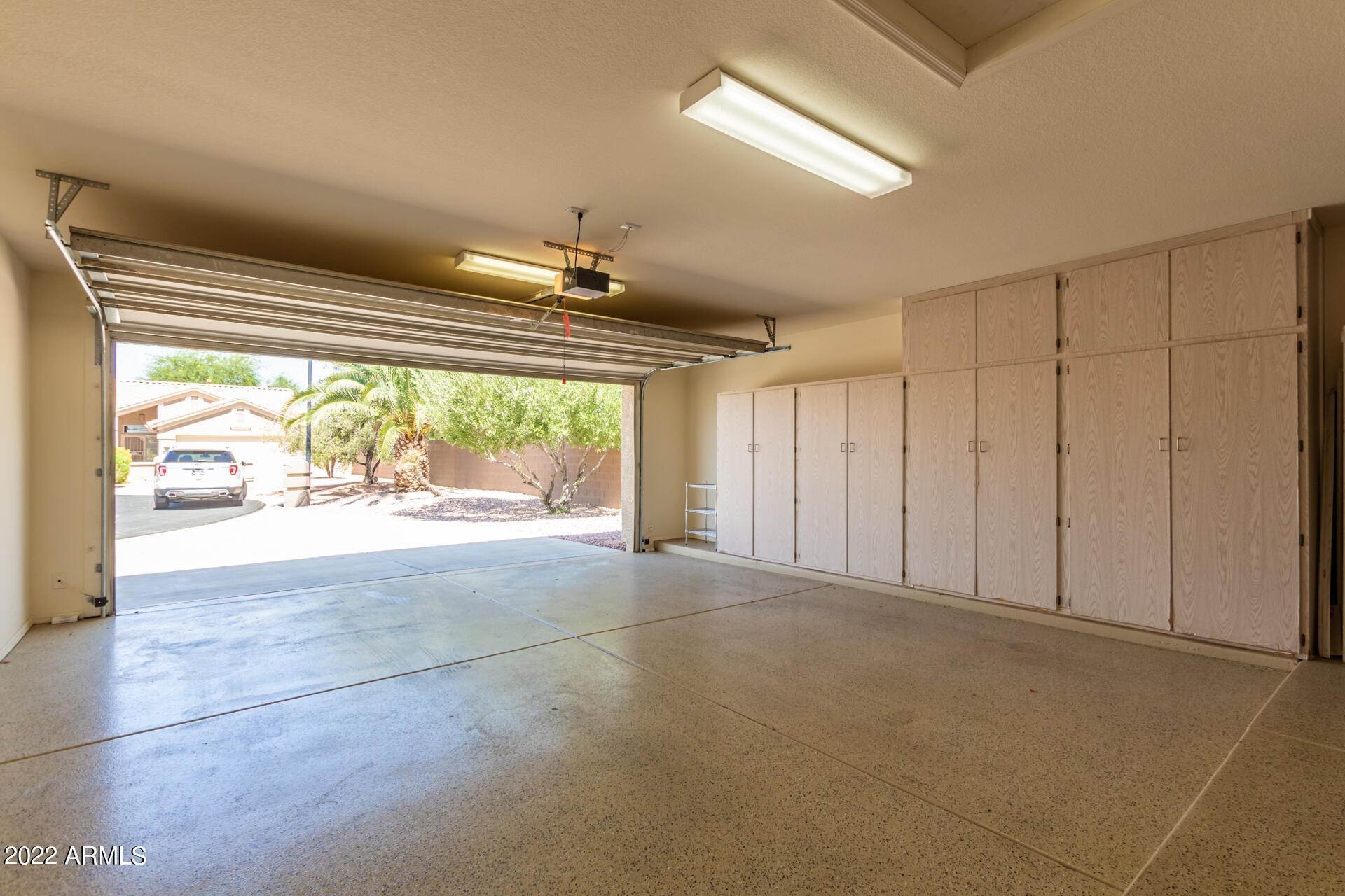 23. Single Family for Sale at Goodyear, AZ 85395